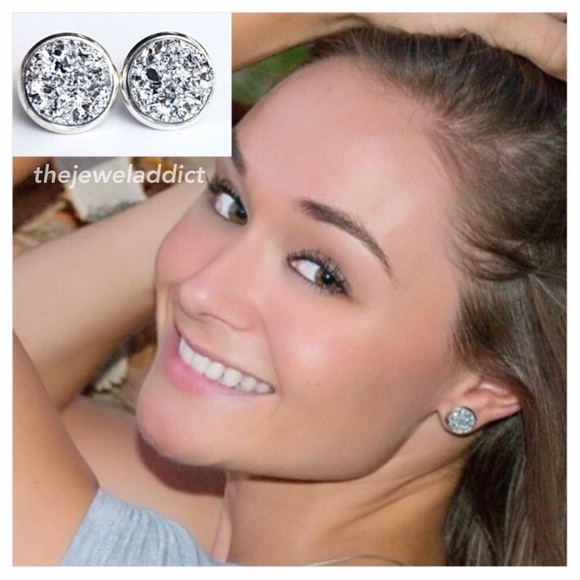 Handmade Jewelry - 3 for 15🎀chunky silver metallic Drusy style studs